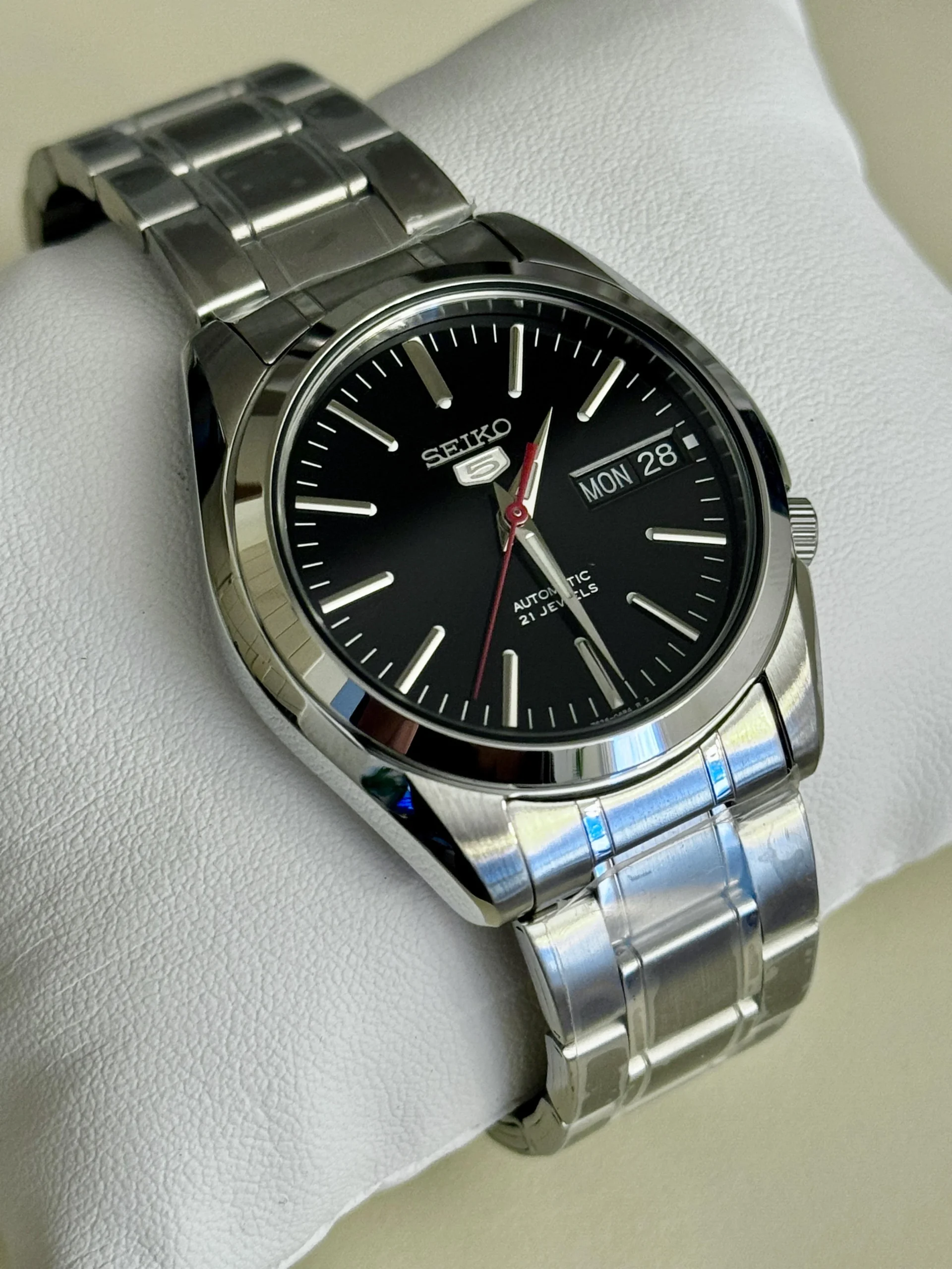 Seiko Series 5 Automatic Men's Watch SNKL45